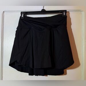 HALARA Classic Black Skort